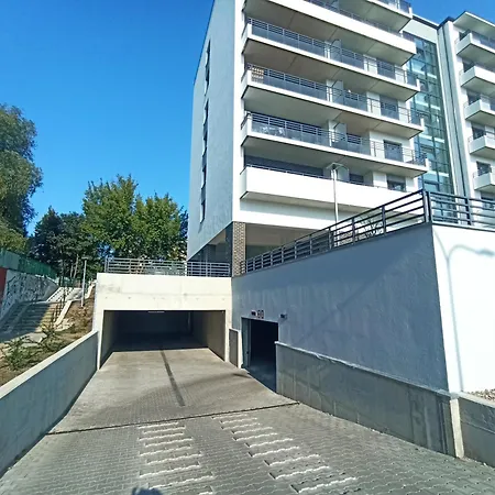 Loft 19 - W Cenie Prywatne Miejsce Postojowe Lub Garaz شتشيتسين