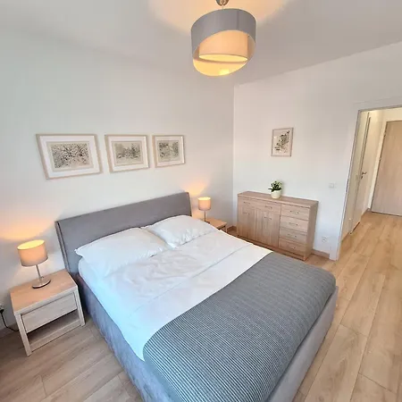 Loft 19 - W Cenie Prywatne Miejsce Postojowe Lub Garaż Szczecin