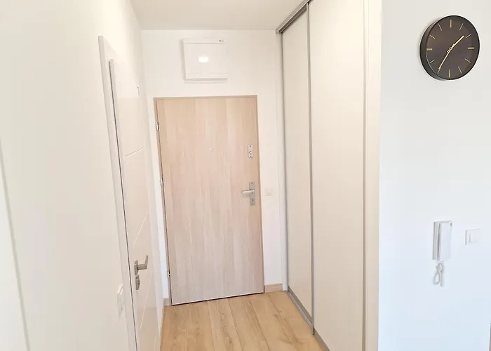 Loft 19 - W Cenie Prywatne Miejsce Postojowe Lub Garaz Estetino