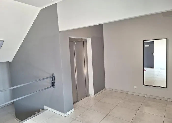 Apartment Loft 19 - W Cenie Prywatne Miejsce Postojowe Lub Garaz